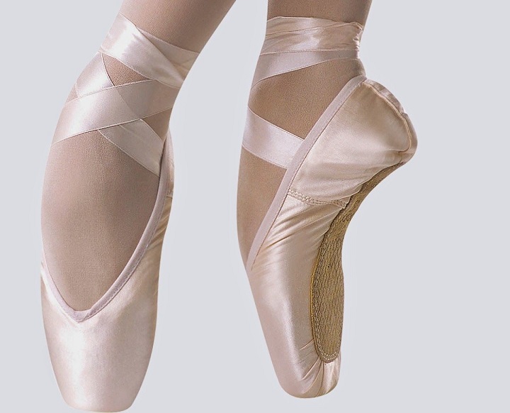 ballerina flat shoe