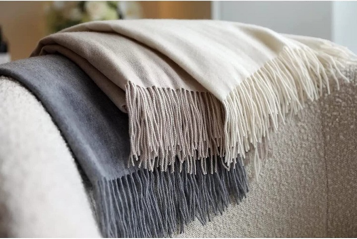 picture of cashmere bed throws 